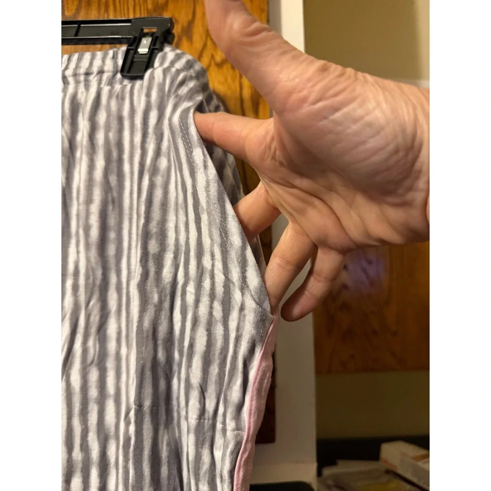Secret Treasures Womens XL Gray Tie Dye Stripe‎ Pajama Jogger Pants Pink Stripe
